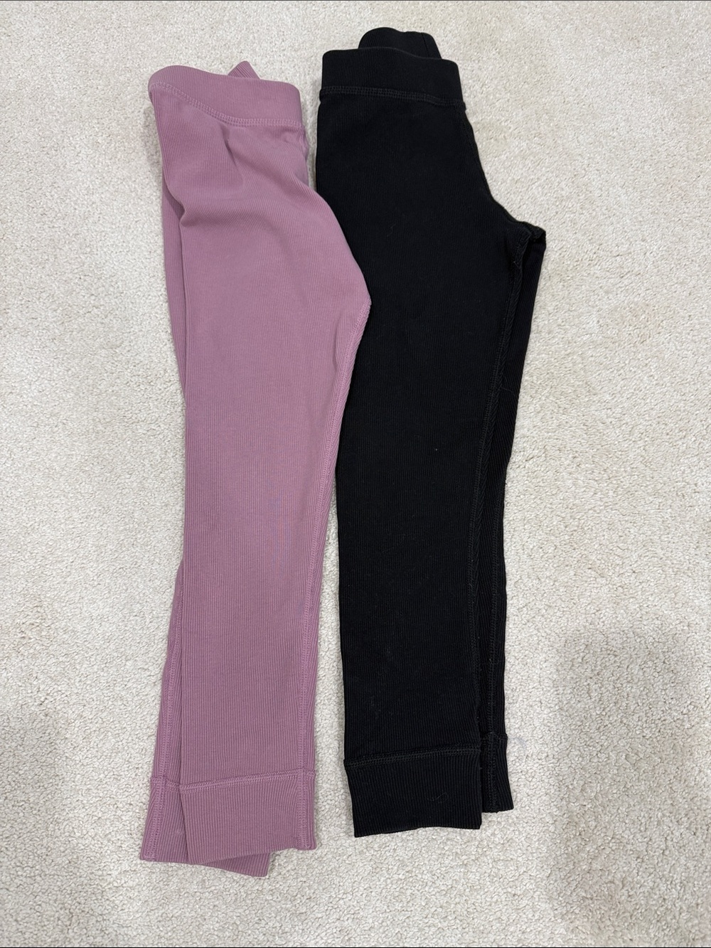 Hanna Andersson Kids Ribbed Leggings - Black and Mauve